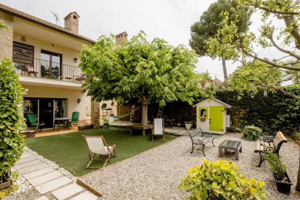 B&B El Solsones - Olius El Pi de Sant Just Extérieur photo